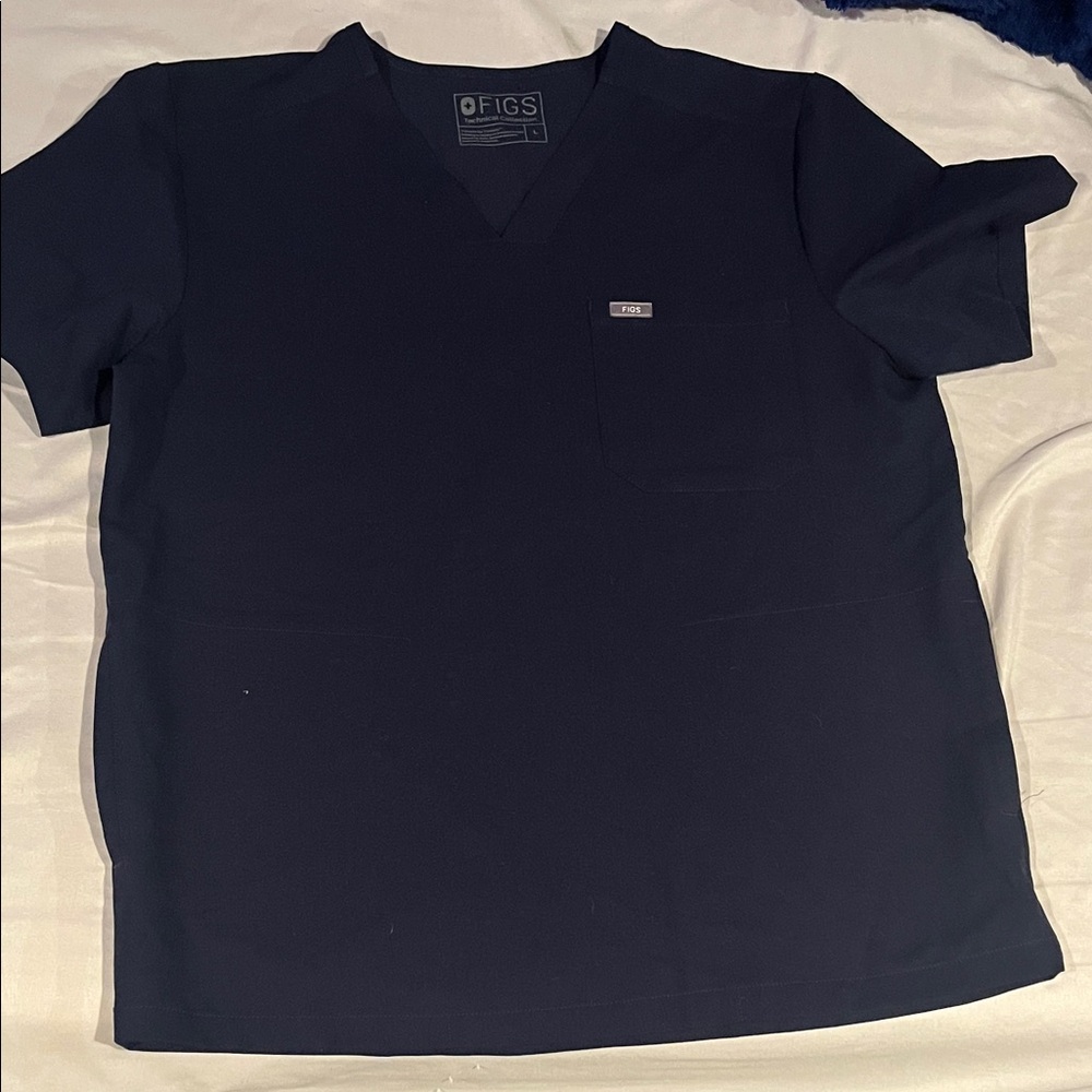 Figs Women's V-Neck Catarina one pocket Top Navy Blue